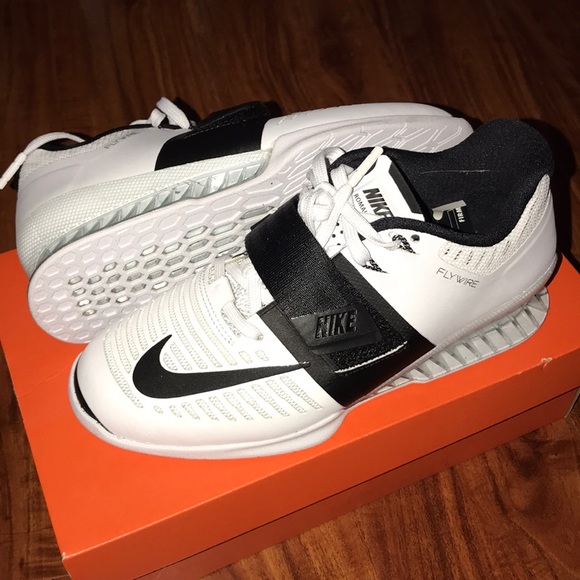 nike romaleos womens